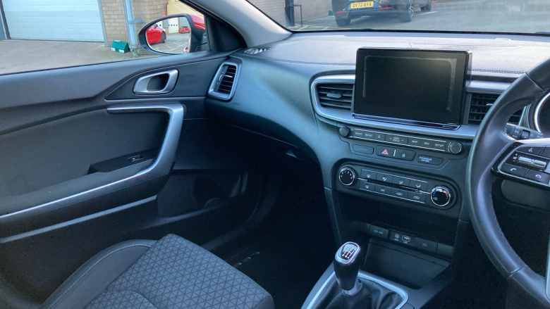 Kia Ceed 1.6 CRDi ISG 2 NAV 5dr Diesel Hatchback